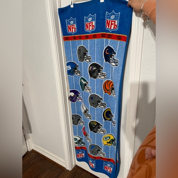 Vintage Nfl twin size blanket - Picture 1 of 10